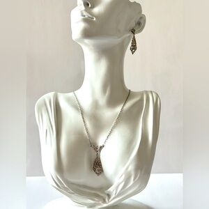 Art Deco V STG set necklace and earrings with marcasites